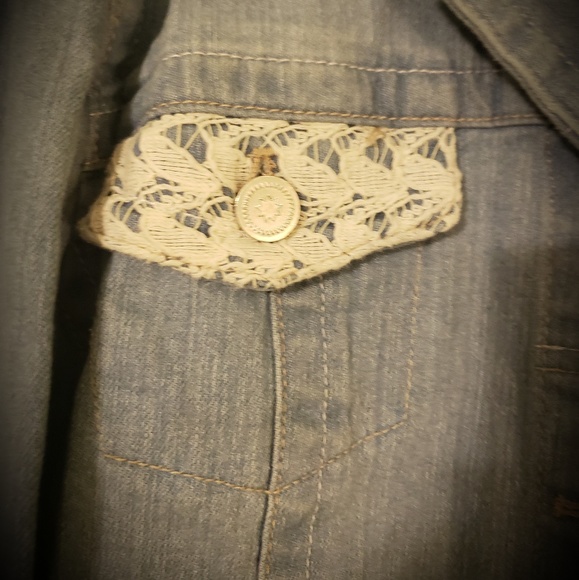 Denim & Lace Jacket - Picture 3 of 4